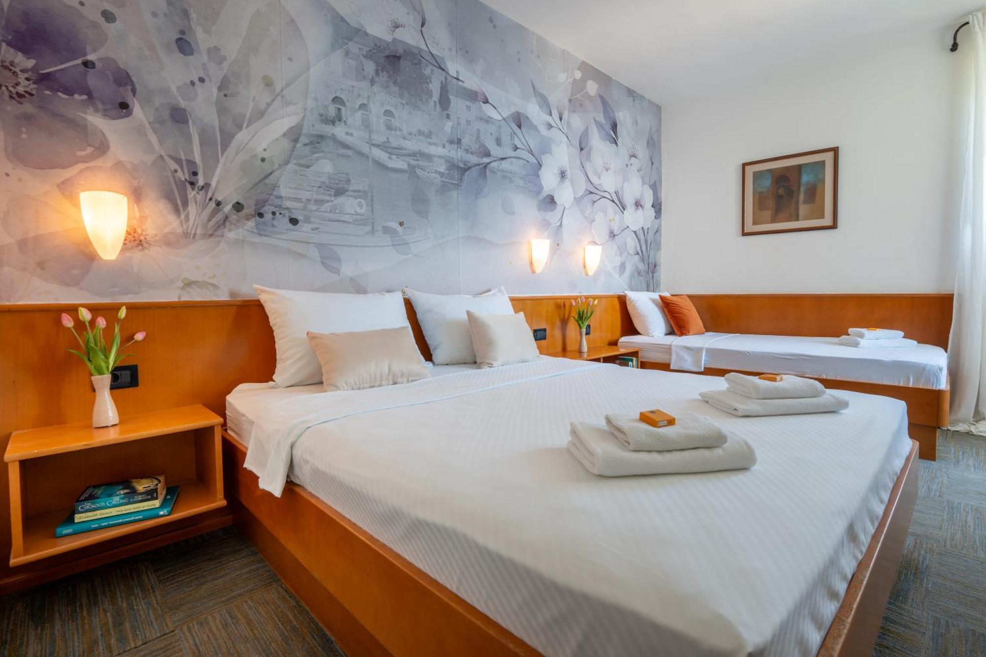 Newly Renovated Hotel Kastil โบล ห้อง รูปภาพ